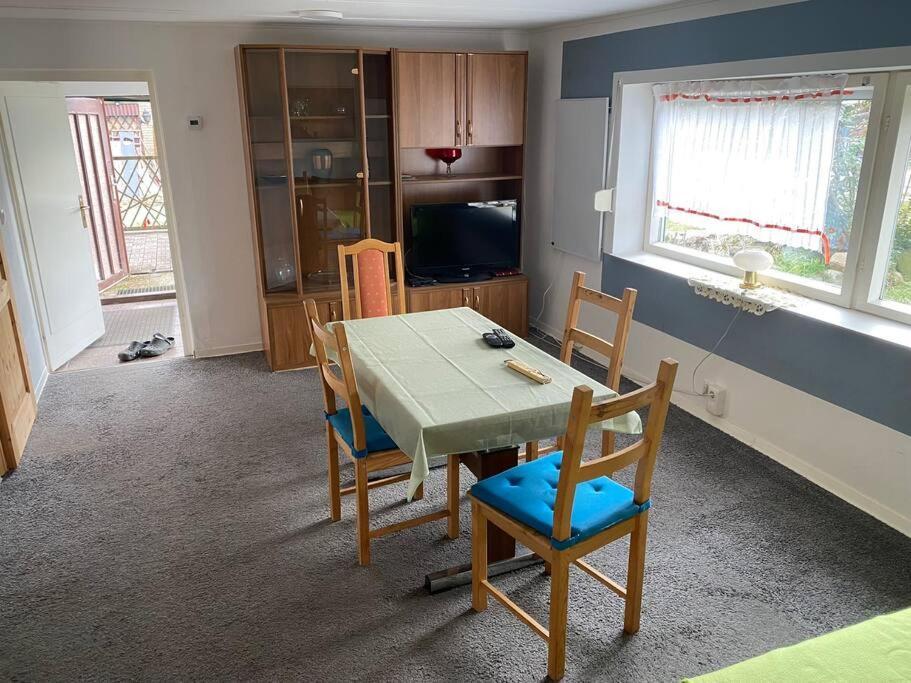 Bungalow Im Gruenen Werneuchen Zewnętrze zdjęcie